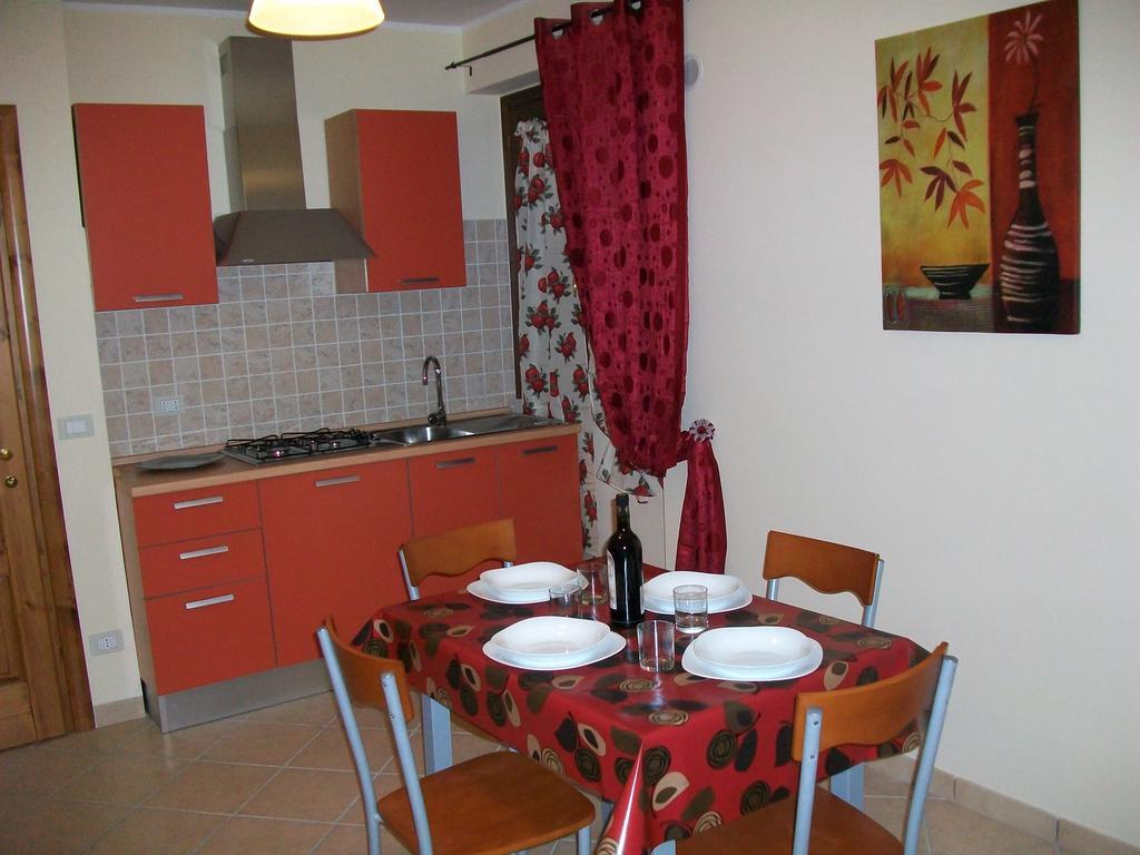 Casa Vacanze Il Castello Pescina Exterior foto